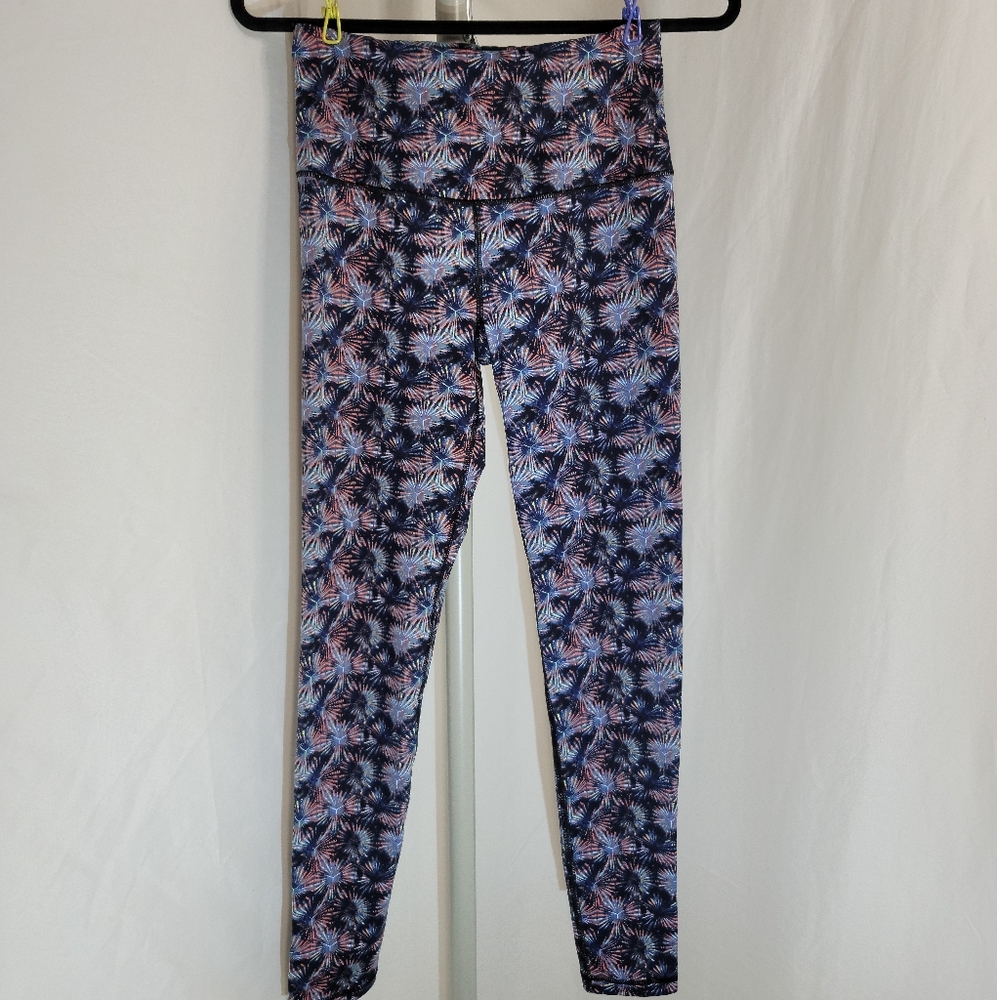 Knockout sport leggings Victoria's Secret women's small starburst multicolor